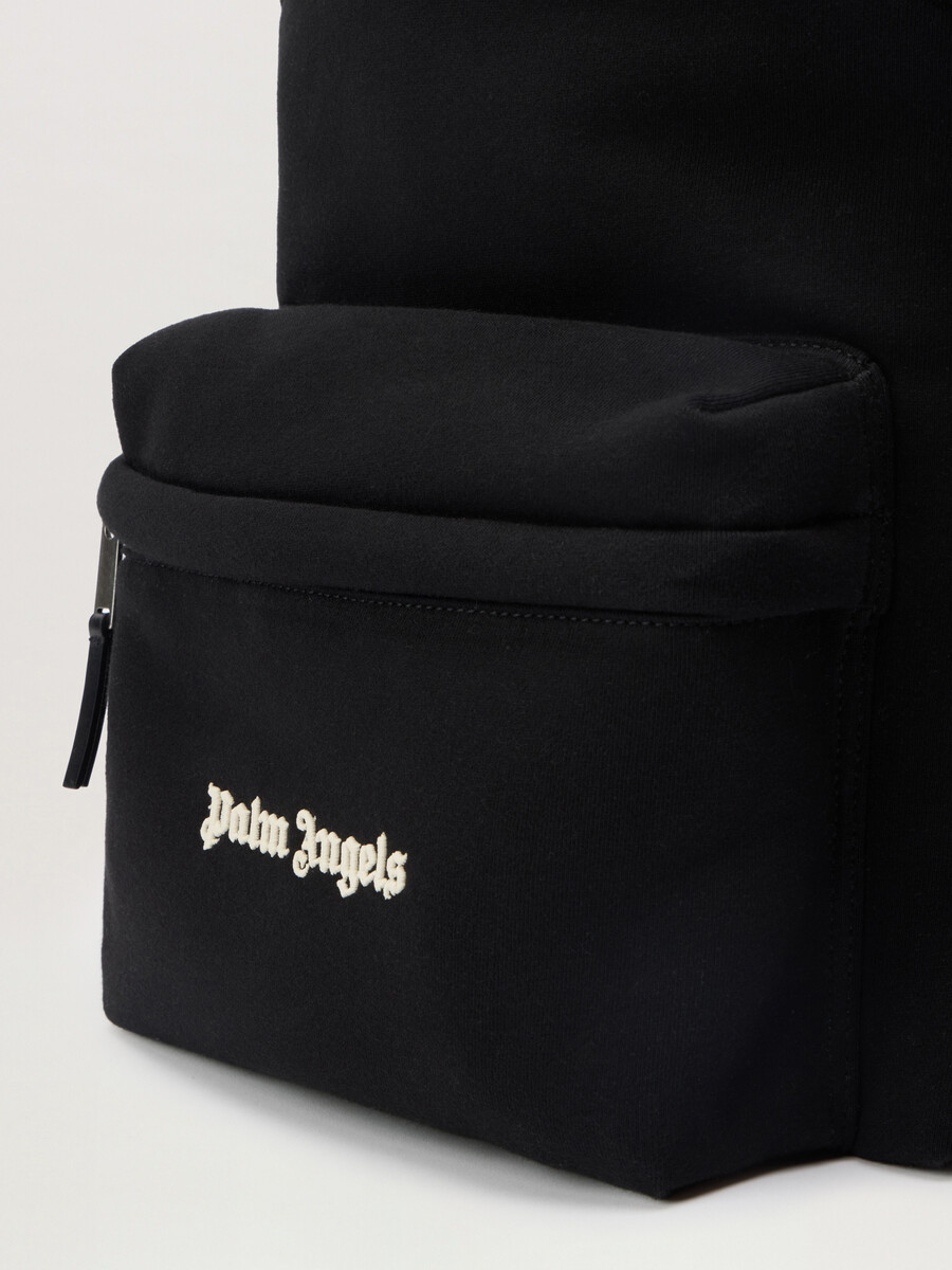 mochila con logotipo clásico