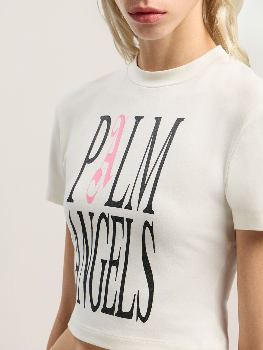camiseta de bebé con el logotipo de flames
