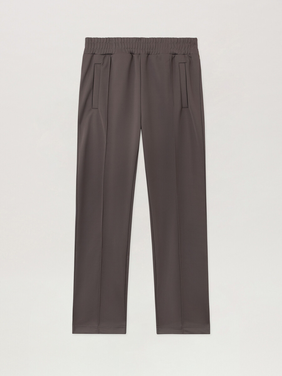 pantalones deportivos con logotipo curvo