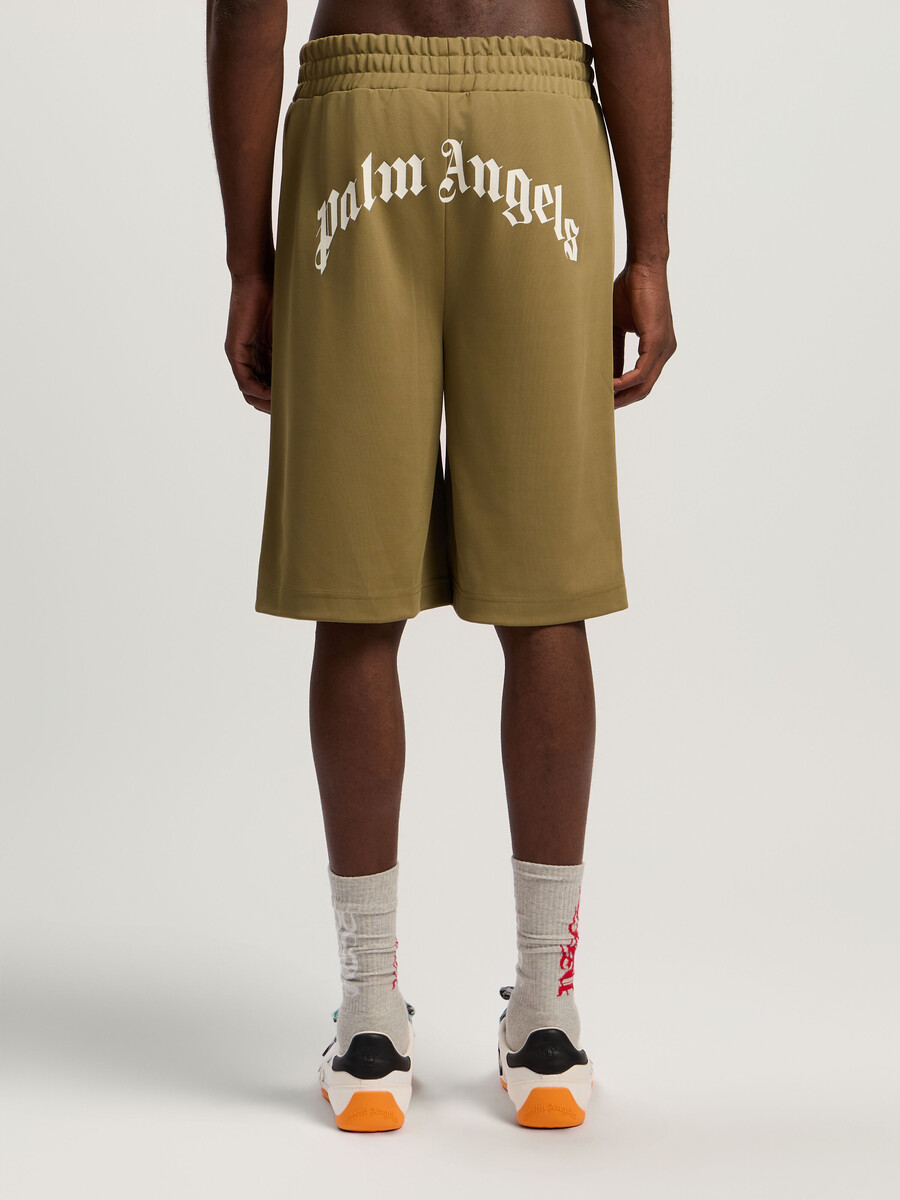 pantalones cortos deportivos con logotipo curvado en la espalda