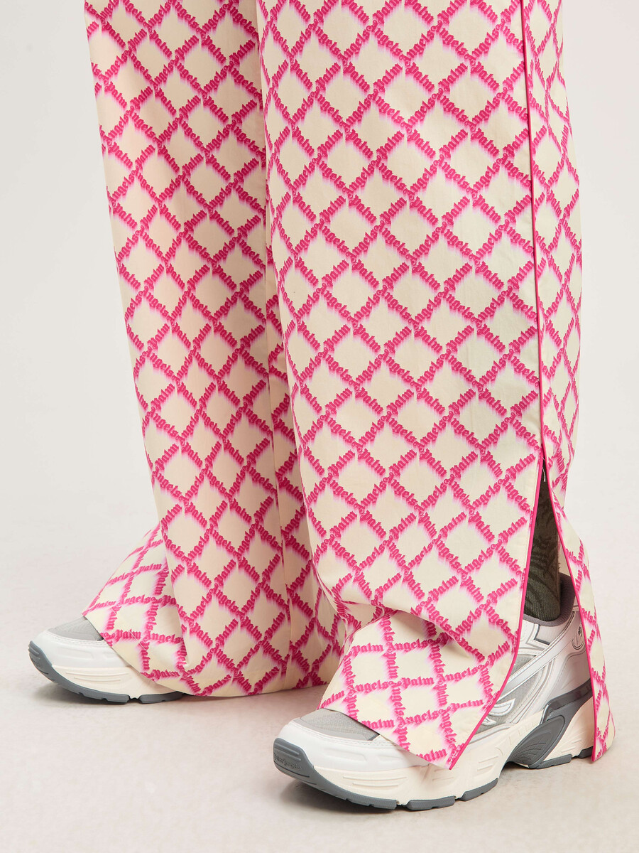 pantalones con logotipo de red