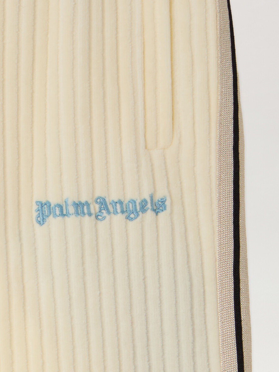 pantalones deportivos de pana