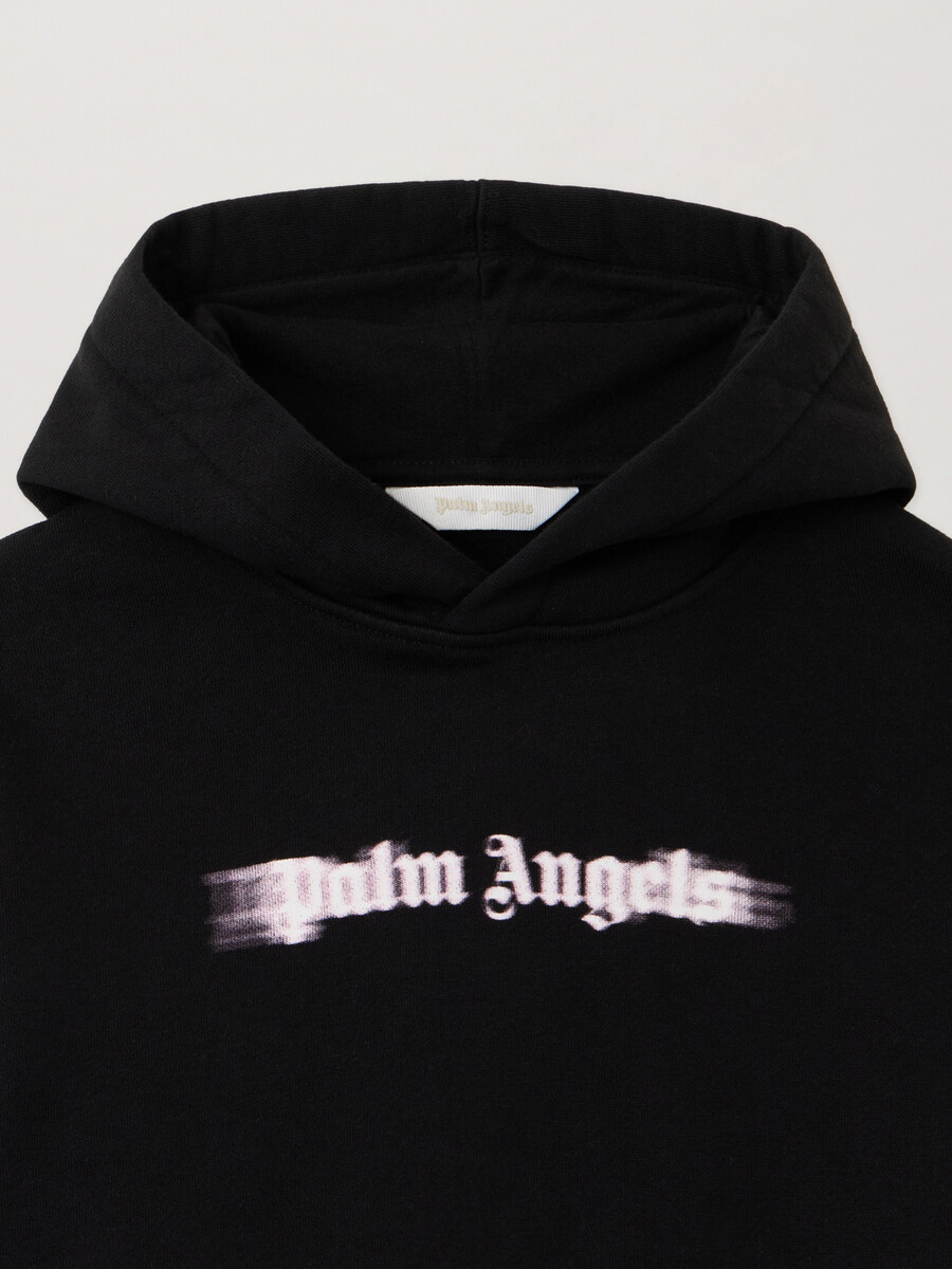 sudadera con capucha con logotipo borroso