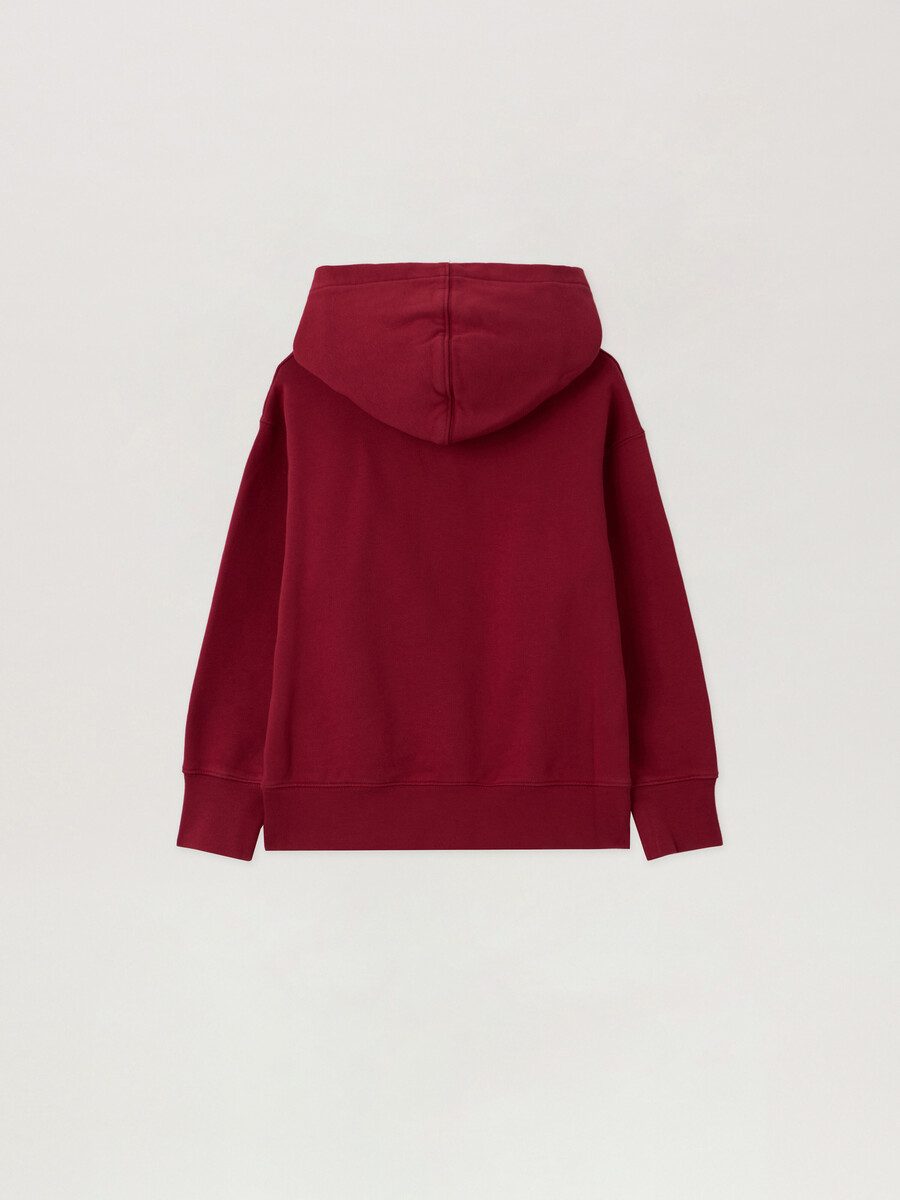 sudadera con capucha y logotipo en el cuello