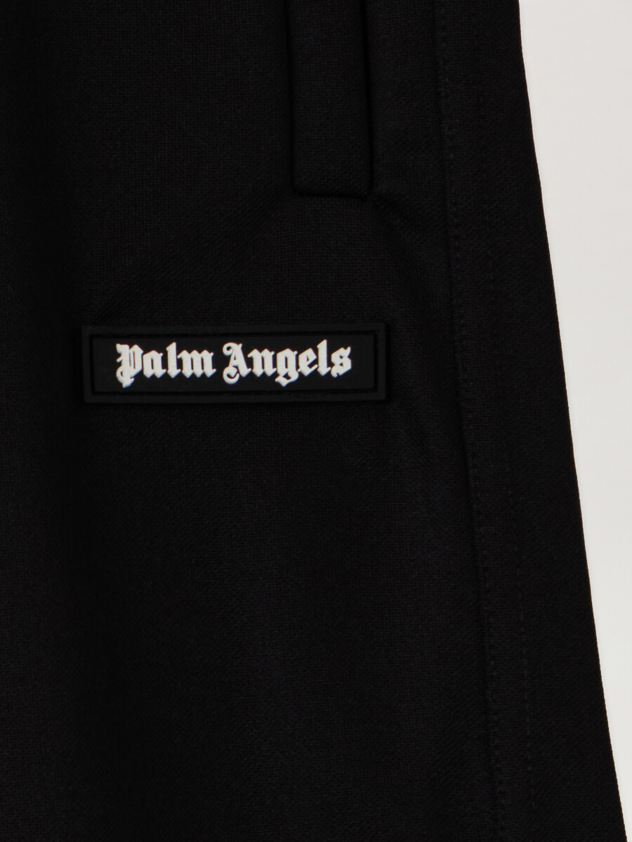 pantalones de chándal cortados