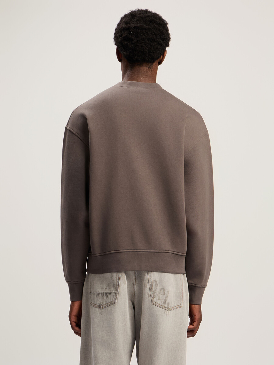 sudadera con cuello redondo bear in mind
