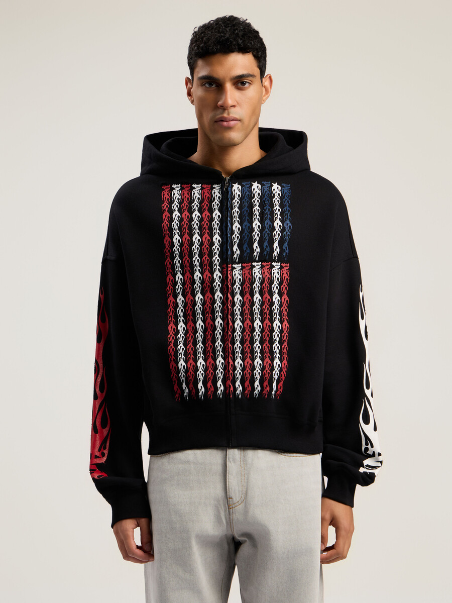 sudadera con capucha y cremallera con la bandera de las llamas